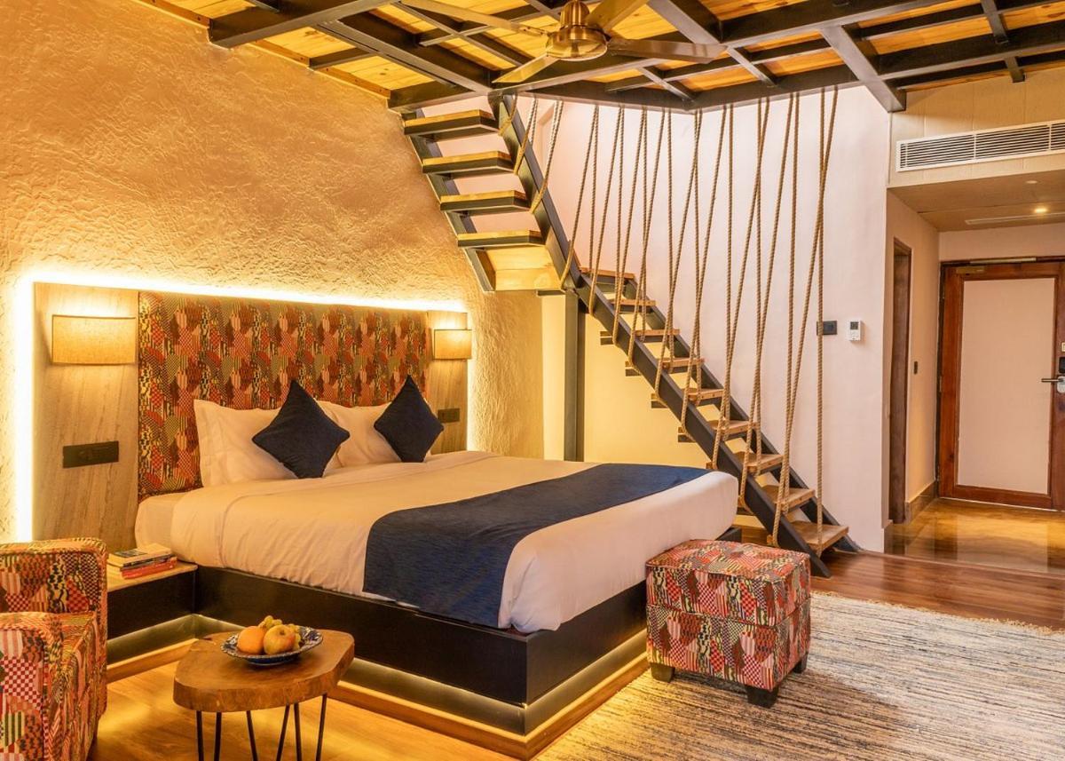 Tiaraa Jujurana Resort T Pathyar Exterior foto